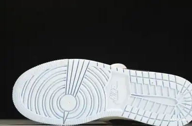 Mid Jordan Blue Ice 1 555112-401 0521
